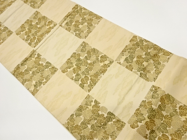 市松に雲・葉模様織出し袋帯